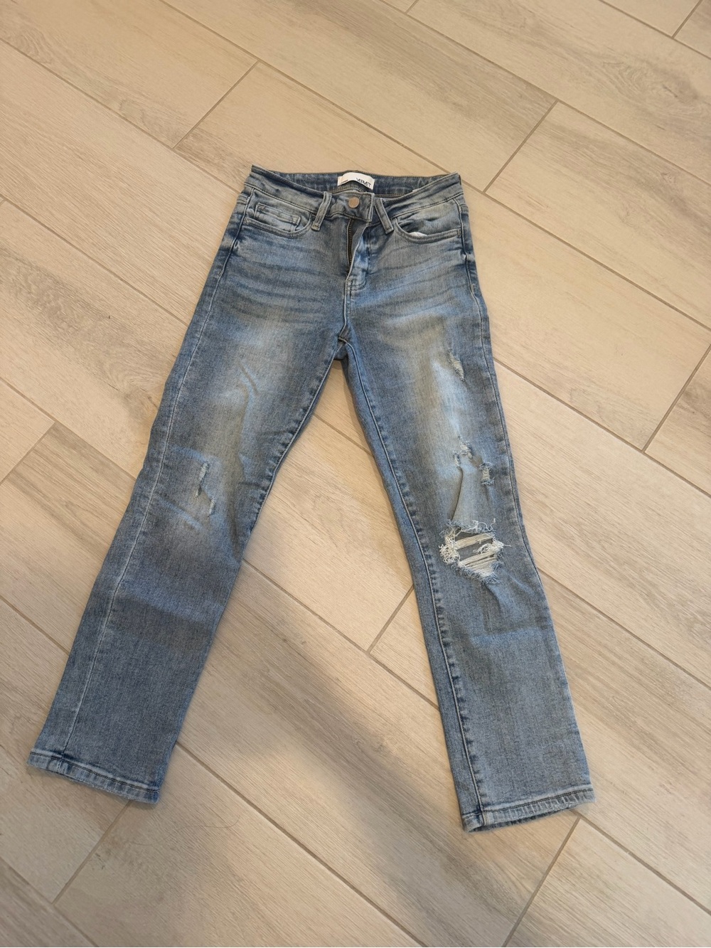 VERVET BY FLYING MONKEY Medium Blue Straight Leg Distressed Jeans